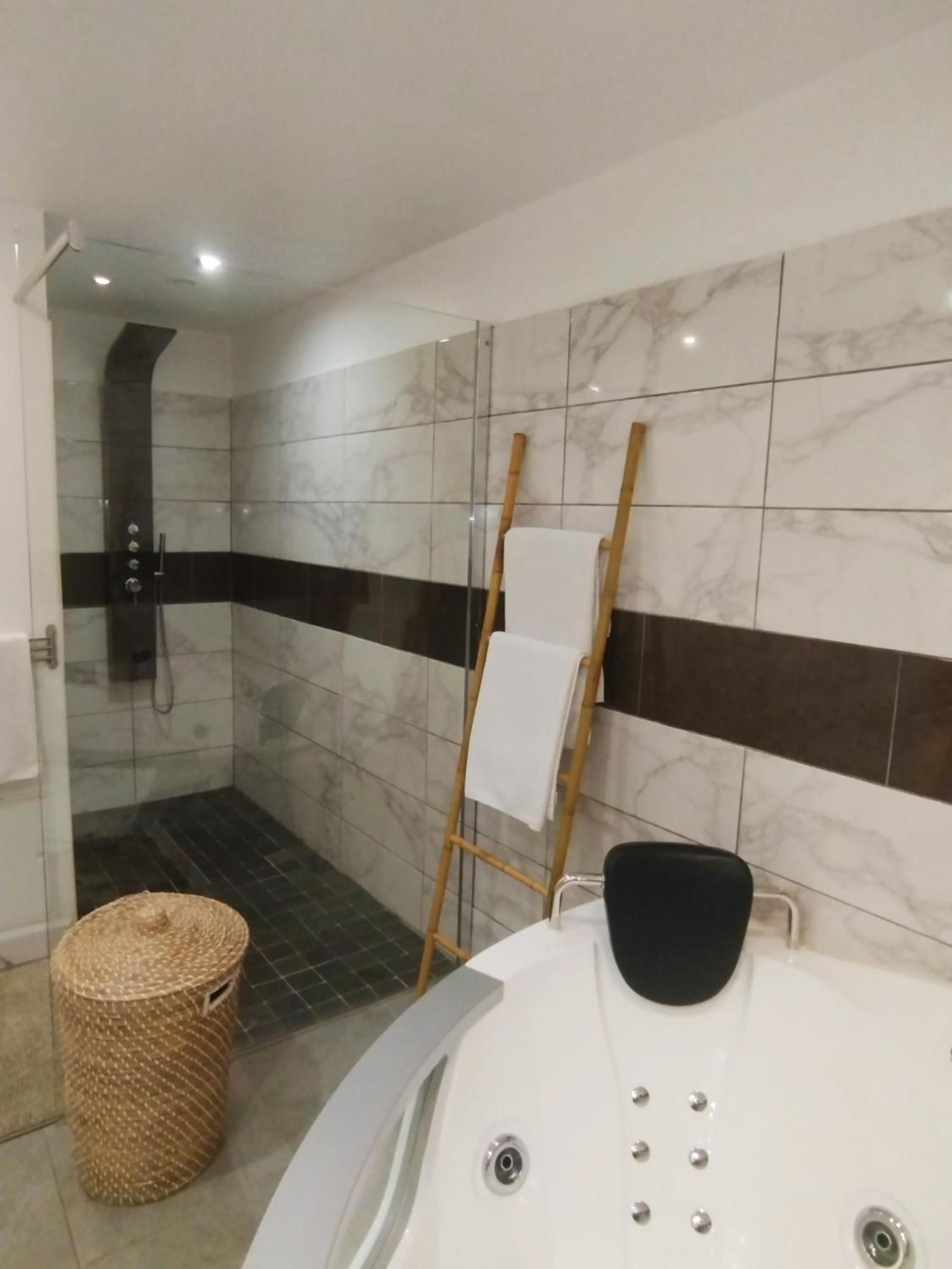 Maison Les Cocotiers De Plaiz'Anse Petite Île Dış mekan fotoğraf